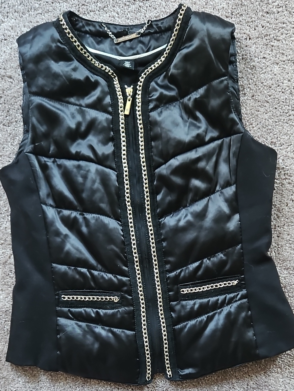 White House Black Market Sleeveless Quilted Black Chain-Trim Vest, Size Medium